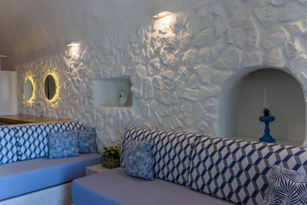 Pera Gyalos Casa Tholari Al Mareヴィラ エクステリア 写真