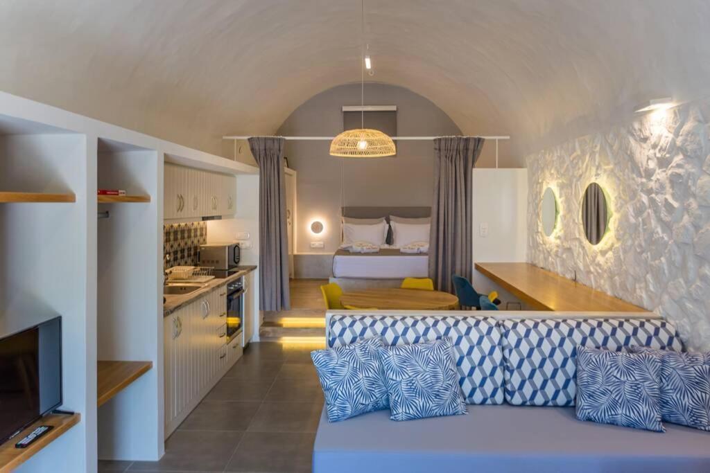 Pera Gyalos Casa Tholari Al Mareヴィラ エクステリア 写真