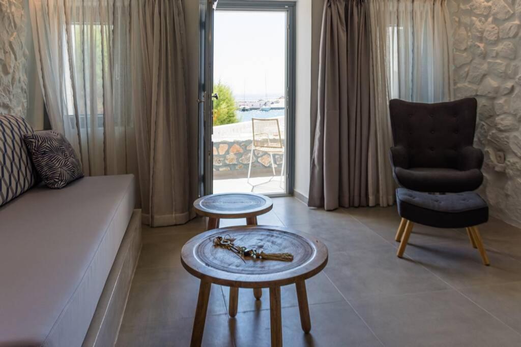 Pera Gyalos Casa Tholari Al Mareヴィラ エクステリア 写真
