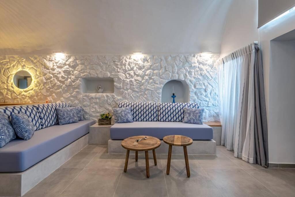 Pera Gyalos Casa Tholari Al Mareヴィラ エクステリア 写真